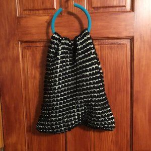 Steve Madden black and white infinity scarf